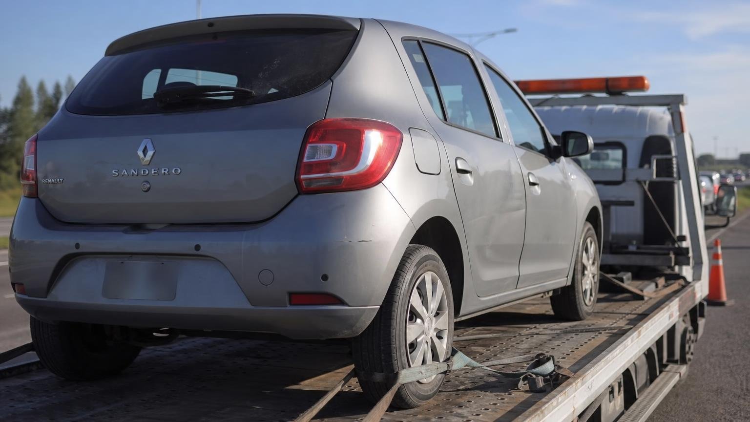 Al volante de un Renault Sandero iba a 156 km/h en zona de 60 en Santa Fe